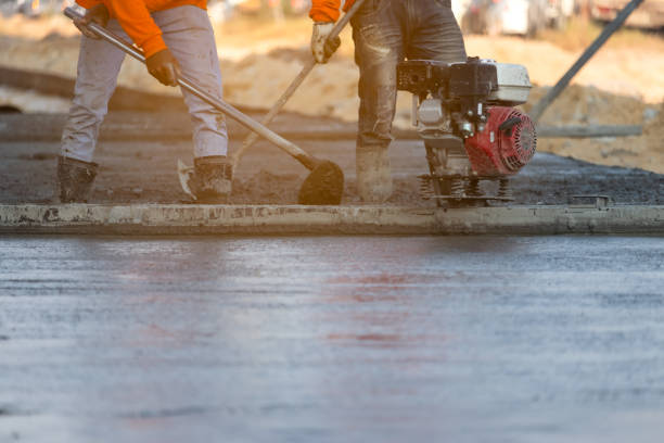 Best Local Concrete Companies  in Edneyville, NC